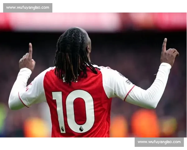 剪刀腿弑旧主！埃泽斩获阿森纳英超首球